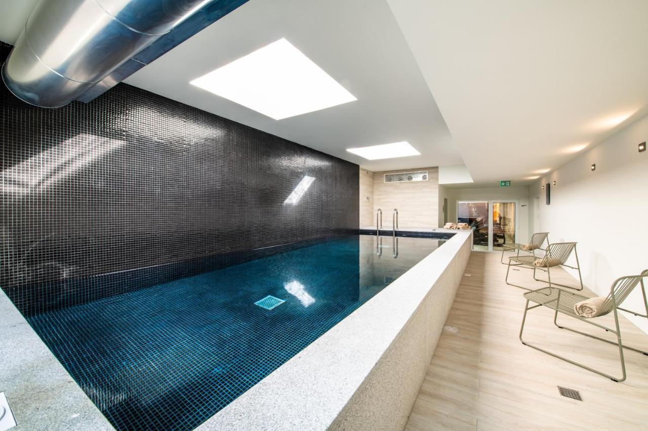 Pestana Douro Riverside - Preferred Hotels & Resorts, Lifestyle Valbom  ภายนอก รูปภาพ The swimming pool at The Dorchester