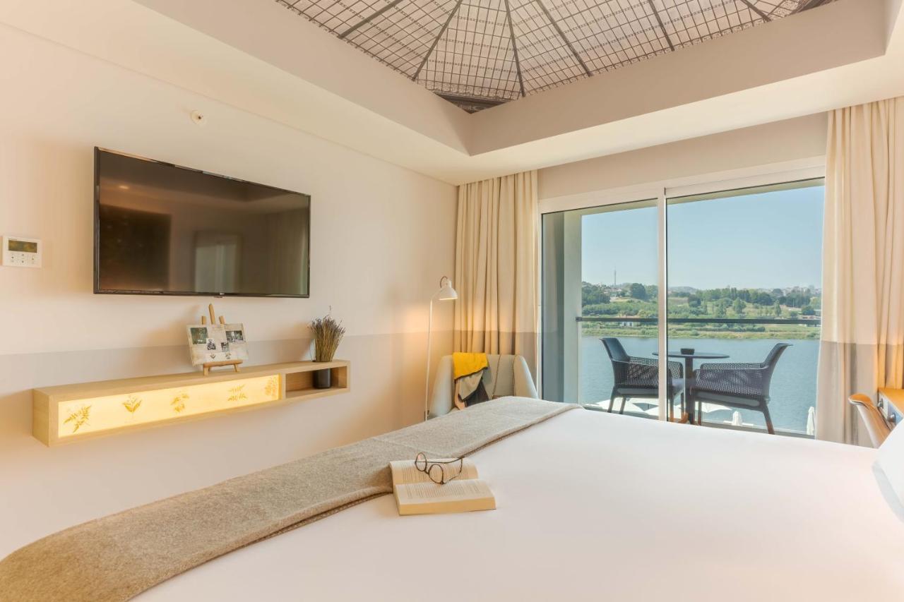Pestana Douro Riverside - Preferred Hotels & Resorts, Lifestyle Valbom  ภายนอก รูปภาพ A room at the hotel