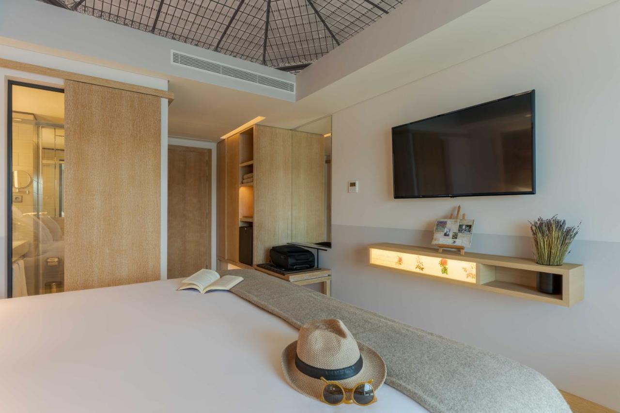 Pestana Douro Riverside - Preferred Hotels & Resorts, Lifestyle Valbom  ภายนอก รูปภาพ A room at the hotel